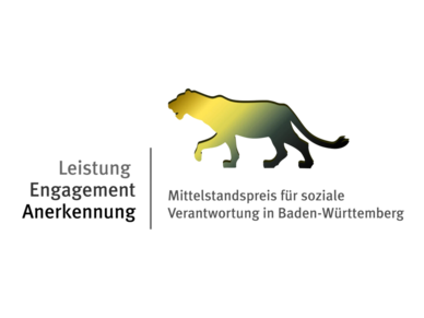 LEA Mittelstandspreis Schriftzug der Organisation mit einem goldschwarzen Leoparden.